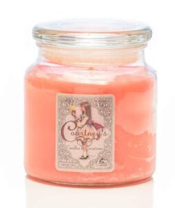 courtney’s candles gardenia maximum scented 16oz jar candle