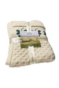 aran crafts shamrock couch 100% merino wool throw blanket 50″x60″ (sham-thr-nat)