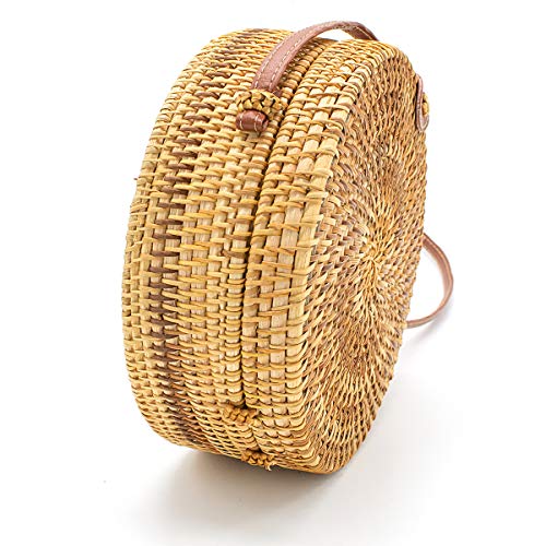 AOLIDA Rattan Bag Handwoven Round Bag Natural Chic Crossbody Handbag Circle Boho Bag for Holiday Dating Beach Gift for Women