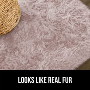 Gorilla Grip Fluffy Faux Fur Area Rug, 5x7, Rubber Backing, Machine Washable Soft Furry Rugs for Living Room, Bedroom, Baby Nursery Decor, Durable Fuzzy Throw Carpet for Dorm Floor, Dusty Rose
