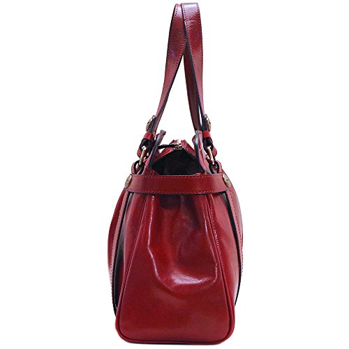 Floto Milano Shoulder Bag in Tuscan Red Full Grain Calfskin Leather