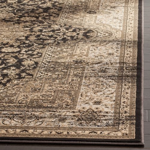 SAFAVIEH Vintage Collection 5'1" x 7'7" Black/Ivory VTG574F Oriental Traditional Distressed Area Rug