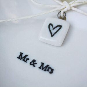 East of India Mr & Mrs Heart-Shaped Ring Dish in Gift Box, Porcelain
