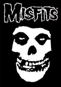 the misfits – fiend skull fabric poster 30 x 40in