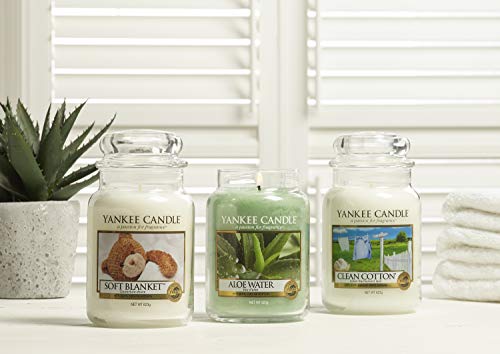 Yankee Candle Clean Cotton Small Jar Candle