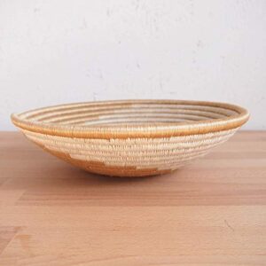 African Basket- Sokoke/Rwanda Basket/Woven Bowl/Sisal & Sweetgrass Basket/Tans, White