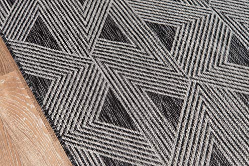 Novogratz by Momeni Rugs Villa Collection Sardinia Indoor/Outdoor Area Rug, 2'7" x 7'6" Runner, Charcoal