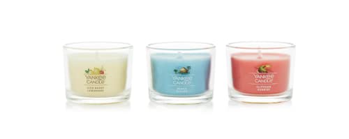 Yankee Candle Summer Dreaming 3 Candle Gift Set with an Iced Berry Lemonade, a Beach Escape, and a Cliffside Sunrise Mini Candles