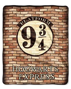 the northwest company harry potter platform 9 3/4 hogwarts express silk touch throw blanket 50″ x60″ (127cm x 152cm)