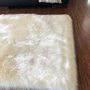 LAMBZY Faux Sheepskin Super Soft Hypoallergenic Square Area Rug Plush Fur Premium Shag ( 18",45x45 cm, Cream)