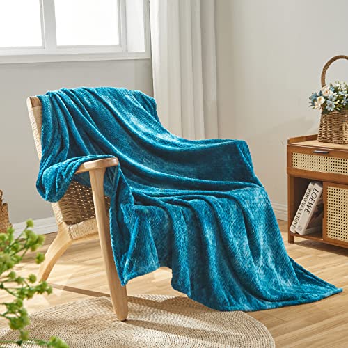 NEWCOSPLAY Super Soft Throw Blanket Premium Silky Flannel Fleece Leaves Pattern Lightweight Blanket All Season Use (Multi Blue, Throw(50"x60"))