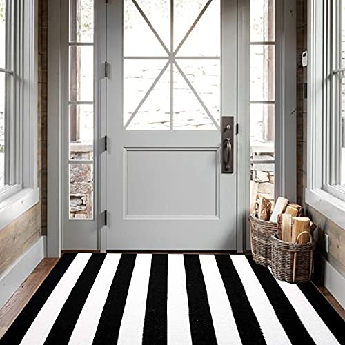 BOTTALIVE Black and White Striped Outdoor Rugs 35.5'' x 59'' Front Porch Rug Cotton Hand-Woven Area Rug for Layered Door Mats, Farmhouse, Entry Way, Welcome Door Mat