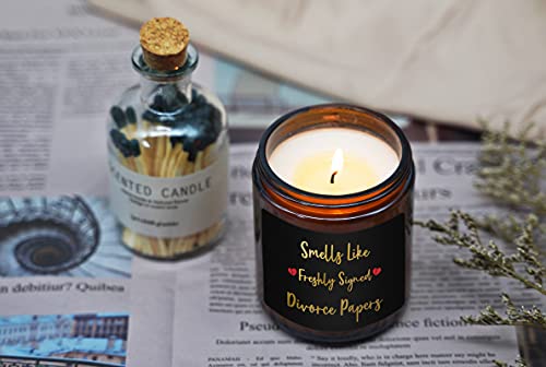 Fufandi Funny Divorce Gifts for Women - Unique Divorce Candle Gift - Breaking Up Gifts for Best Friends, Sister, Coworkers, Her, BFF, Female Friends - Lavender Scented Candles with Keychain