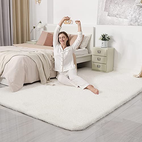 Chloelov Soft Thick Fluffy Faux Fur Area Rug for Living Room 5' x 8', Luxury Plush Shaggy Fuzzy Bedside Rugs for Bedroom Dorm Nursery, No-slip Large Furry Cozy Accent Carpet Mats for Sofa Floor, White