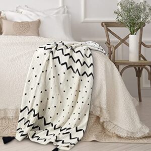 LR Home Modern Boho Tufted Stripe Cotton Throw Blanket