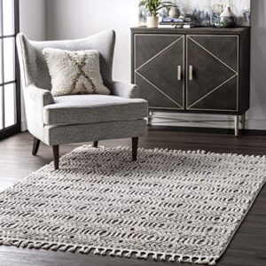 nuloom arielle soft trellis textured tassel area rug, 7′ 10″ x 10′ 10″, grey