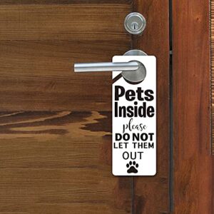 FOUR ORANGUTANS Pets Inside Please Do Not Let Them Out FunnyDoor Hanger Sign, 2 Pack(Double Sided) Please Do Not Disturb, Funny Pet House Decoration, Ideal for Pet Lover