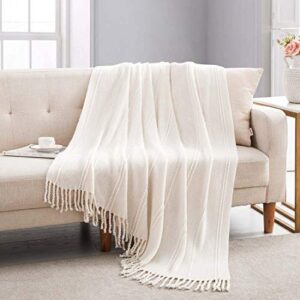 revdomfly knitted throw blanket white farmhouse woven blankets with fringe tassels for couch bed, 47″ x 67″, white