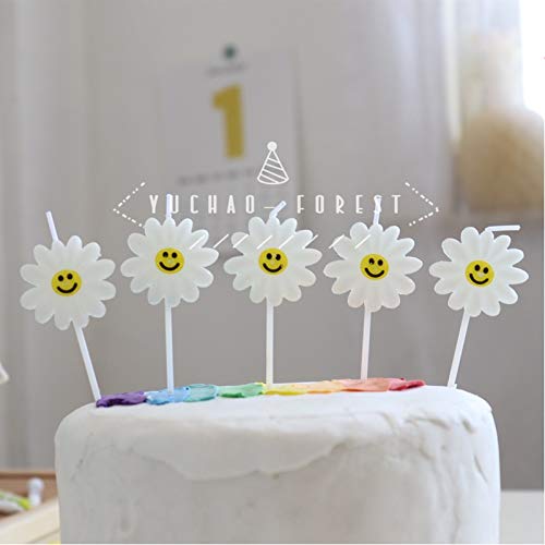 CheeseandU 5Pcs/Set Daisy Birthday Candles Cute Sunflower with Smile Face Birthday Candles for Kids Birthday Cake Decoration Sunflower Theme Party Supplies White