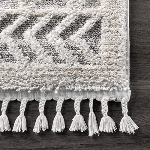 NuLOOM Ansley Moroccan Lattice Tassel Area Rug, 7' 10" x 10' 10", Beige