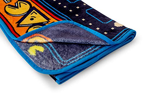 Pac-Man Maze Throw Blanket | Cozy Fleece Blanket | Super Soft Lightweight Blanket | 45 x 60 Inches