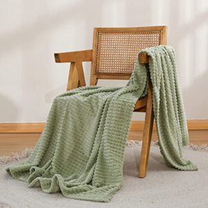 simple&opulence luxury flannel fleece super soft home furnishing throw blanket with stereoscopic grid design (sage green, 50″x70″)