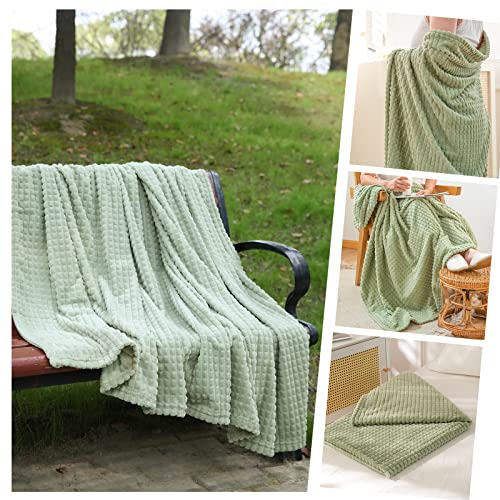 Simple&Opulence Luxury Flannel Fleece Super Soft Home Furnishing Throw Blanket with Stereoscopic Grid Design (Sage Green, 50"x70")