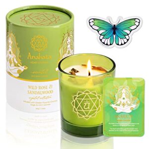 suziejo aromatherapy candle heart chakra rose sandalwood essential oil scented candles green fluorite crystals & healing stones spiritual gifts for women soy candle stress relief candle set