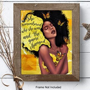 African American Woman Black Art - She Remembered Who She Was And The Game Changed Inspirational Wall Decor - Positive Quotes - Encouragement Gifts for Women - Motivational Posters - Uplifting Gifts