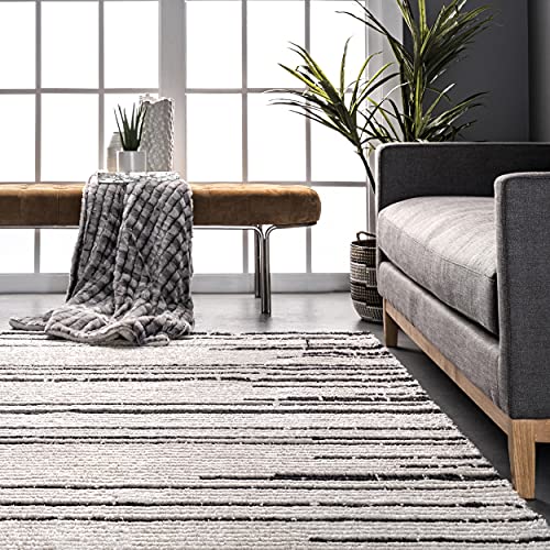 nuLOOM Carling Soft Shaggy Textured Contemporary Stripes Fringe Area Rug, 3' x 5', Beige