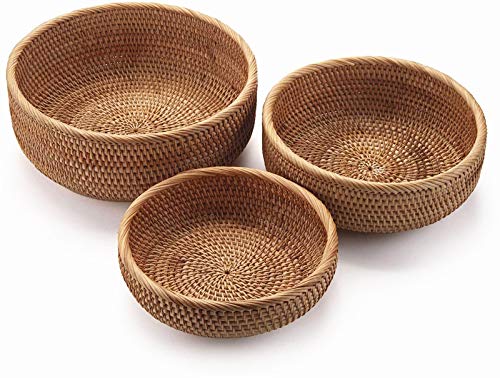 YANGQIHOME Natural Rattan Round Fruit Basket Bowls, Handwoven Storage Serving Baskets, Wicker Organizer for Dinning Room (Set of 3)