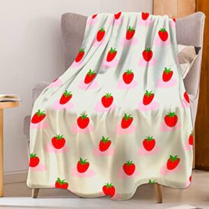 YRAQLVU Strawberry Throw Blanket for Couch Cute Baby Blanket Strawberry Decor, Warm Fleece Flannel Strawberry Blanket for Unisex Adult Boy Girl Pink Blanket Ultra-Soft Cozy Blanket, 40x50 Inches