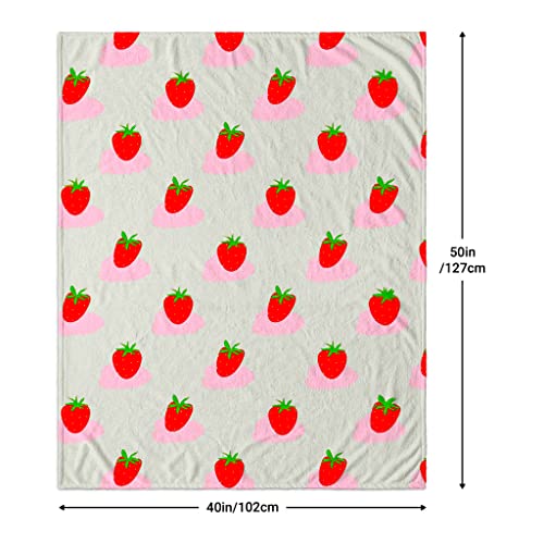 YRAQLVU Strawberry Throw Blanket for Couch Cute Baby Blanket Strawberry Decor, Warm Fleece Flannel Strawberry Blanket for Unisex Adult Boy Girl Pink Blanket Ultra-Soft Cozy Blanket, 40x50 Inches