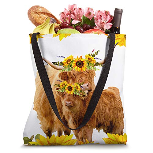 Cute Sunflower Mom And Baby Scottish Highland Cow Pattern Tote Bag