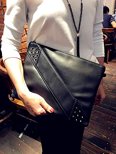 NIGEDU Fashion Women Clutches Rivet PU Leather Crossbody Bag Envelope Clutch Purse with Hand Strap (Black)