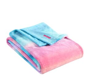betsey johnson | fleece collection | blanket – ultra soft & cozy plush fleece, lightweight & warm, perfect for bed or couch, king, ombre