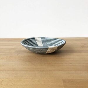 Small African Basket- Gatare/Rwanda Basket/Woven Bowl/Sisal & Sweetgrass Basket/Blue-Gray, White