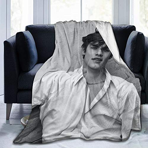 LONGTING Louis Partridge Flannel Blanket Luxury Microfiber Throw Blankets Lightweight Tapestry for Bed Sofa Couch Living Room Home Office Beach Picnic Car Travel 50"x40"