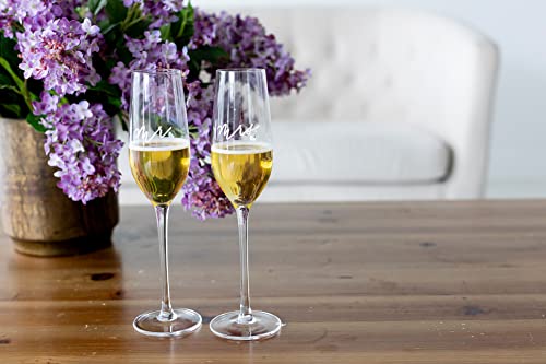 Pearhead Mr. & Mrs. Champagne Flute Set, Wedding Toasting Glasses, Wedding Champagne Glasses, His and Hers Wedding Day Glasses, Wedding or Bridal Shower Gift Idea