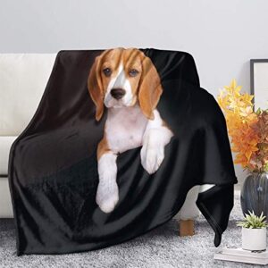 aoopistc beagle on black background flannel blankets super soft lightweight plush throw blanket for travel cabin office warm cozy fuzzy blankets