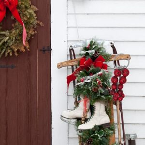 Needzo Red Jingle Bell Cluster for Door Knob Hanging Decoration, Ring in The Holiday Winter Season, Santa's Sleigh Bells with Snowflakes and Star Cutout Christmas Features, 12 inches