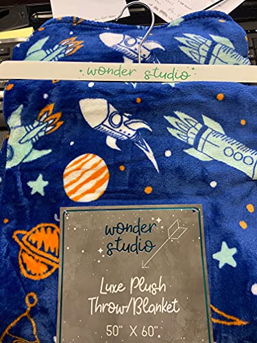 Décor&More Out of This World Plush Fleece Throw Blanket (50 inches x 60 inches ) - Space Adventure