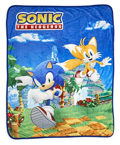 JUST FUNKY Sonic The Hedgehog Sonic & Tails Large Fleece Throw Blanket | Official Sonic The Hedgehog Collectible Blanket | Measures 60 x 45 Inches