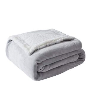 SEMECH Sherpa Throw Blanket Throw Size, Sherpa Fleece Throw Blanket Lightweight, Reversible Sherpa Blanket Machine Washable, 50" x 60", Light Gray