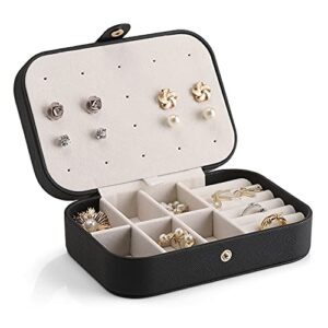 vlando faux leather travel jewelry box organizer display storage case for rings earrings necklaces, black