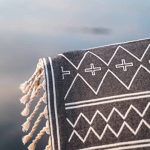 Organic Blanket Home Throw - Turkish Throw Light Weight Beach Blanket, Camping Blanket Picnic Blanket - 100 Cotton GOTS Blanket – Geometric (Black and Grey)