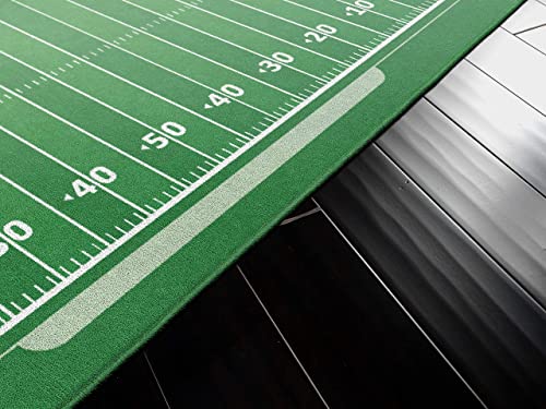 Brumlow MILLS Washable Sports Field Print Indoor or Outdoor Rug for Living Area or Play Room, Bedroom Mat, Patio Carpet or Entryway Rug, 5' x 8', Football