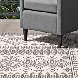 nuLOOM Kandace Tribal Indoor/Outdoor Area Rug, 3' x 5', Ivory