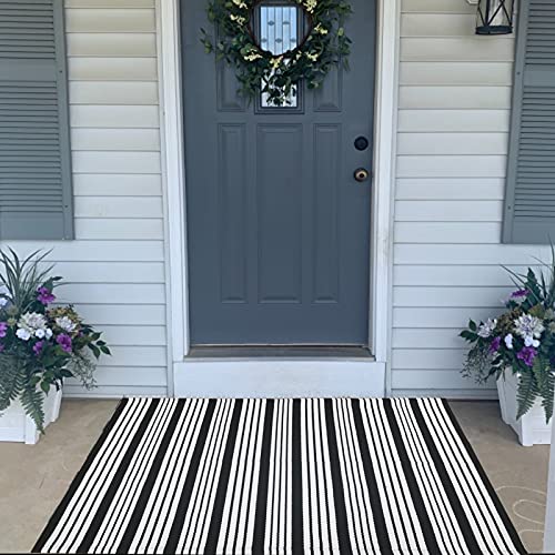 Black and White Striped Outdoor Rug Front Porch Rug 27.5"x43" Front Door Mat Cotton Hand-Woven Reversible Mats for Outdoor,Entryway,Laundry Room,Farmhouse,Kitchen (27.5"x43")