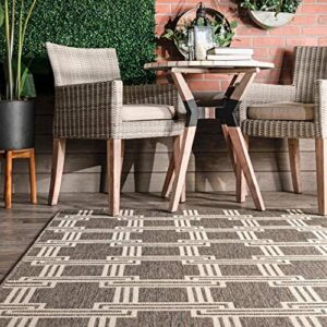 nuLOOM Frontier Greek Trellis Indoor/Outdoor Area Rug, 6' 7" x 9', Grey